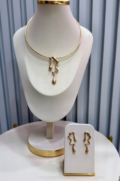 Conjunto de Colar Choker + Brinco Trovão