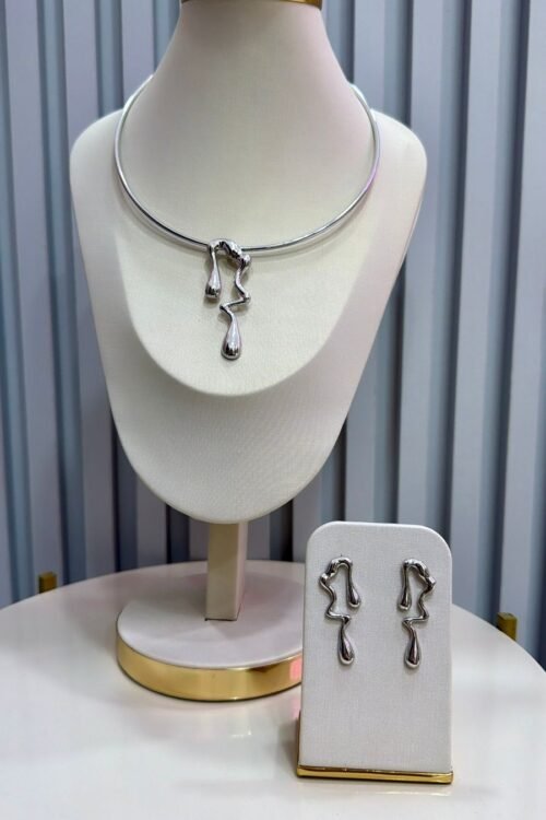 Conjunto de Colar Choker + Brinco Trovão