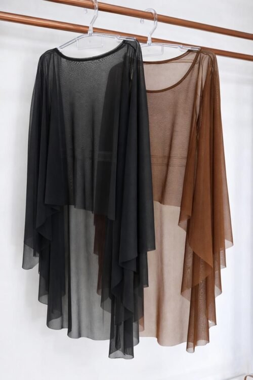 Capa de Tule Alongada