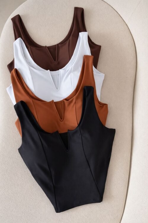 Regatinha Degote em V