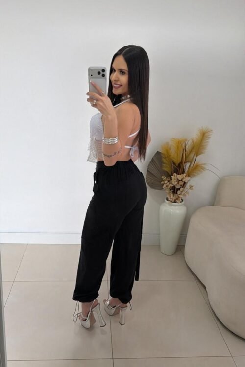 Calça Cargo Preta (pode ser usado como wide leg e jogger)