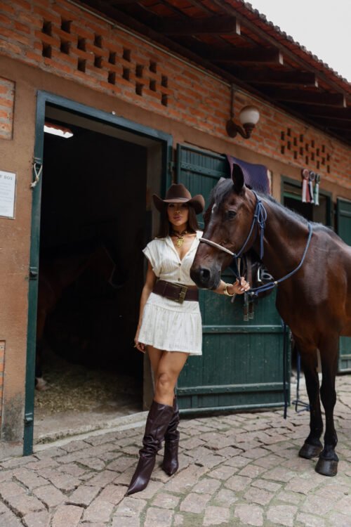 Conjunto Palloncina - Top de Botões e Saia Cintura Alta Branco