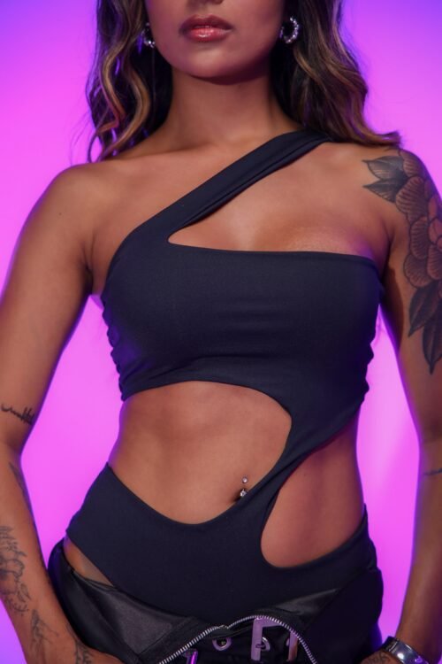 Body Diane Preto Recortes