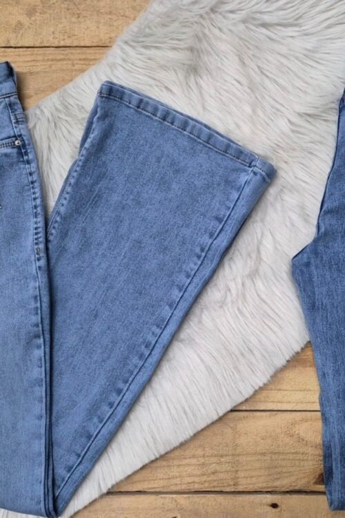 Calça Jeans Carmen Flare Clara