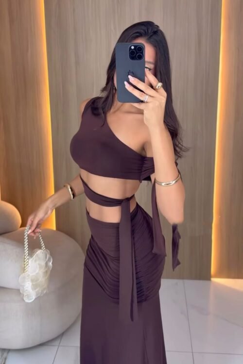 Conjunto Longo Recortes Amarração Marrom