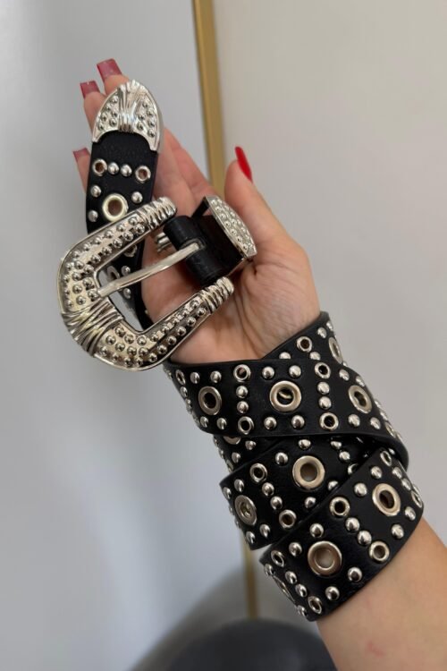 Cinto Preto com Ilhós e Fivela Prata Taxinhas