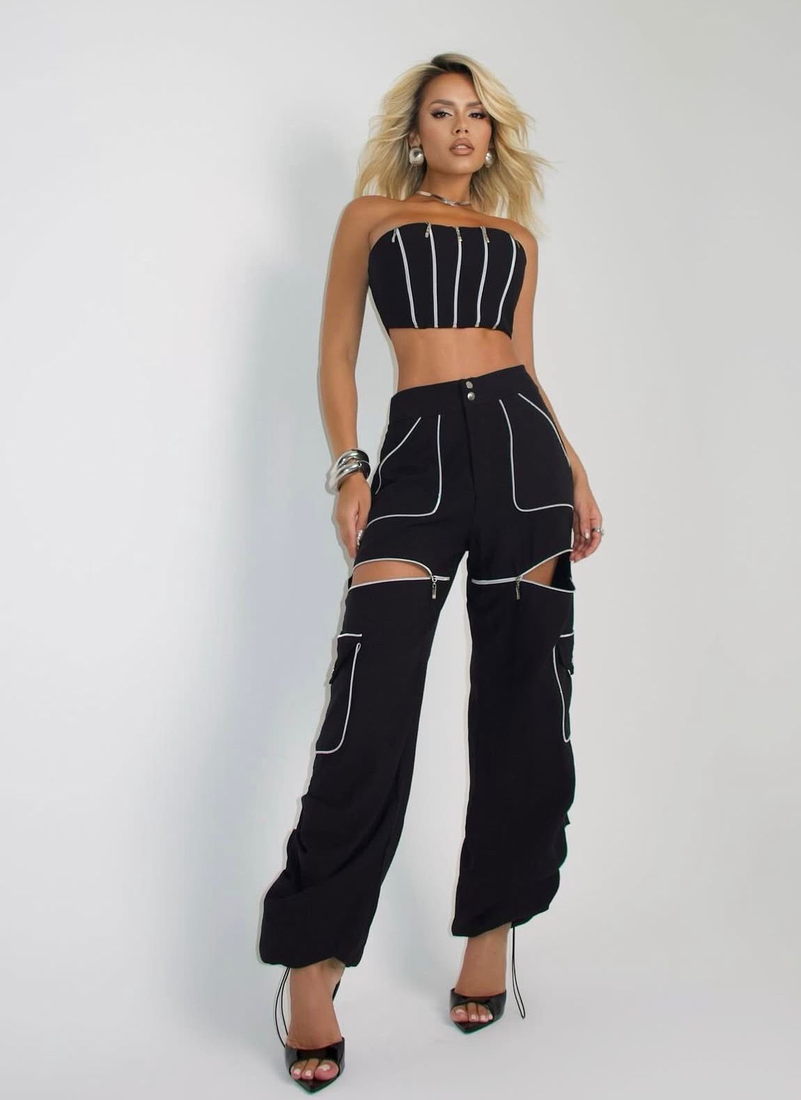 Calça 2 em 1 (jogguer e wide leg) Zíperes Preta