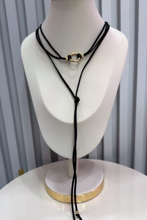 Colar Choker Gravatinha Country Círculo Dourado Preto
