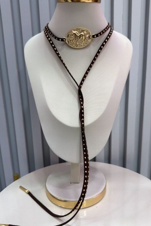 Colar Choker Gravatinha Country Medalha Cavalos