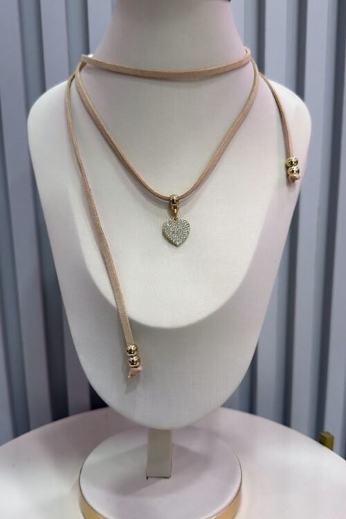 Colar Choker Gravatinha Country Coração Strass