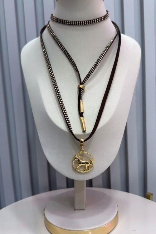 Colar Choker Gravatinha Country Cavalo Redondo